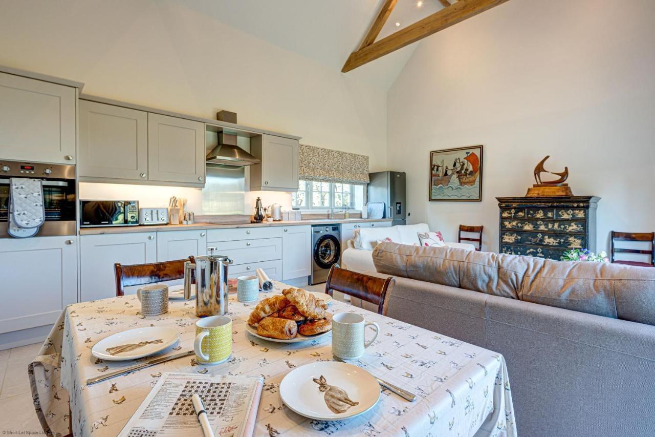 Dairy Lodge Bladon エクステリア 写真